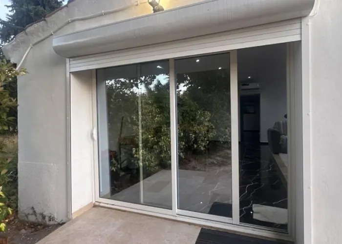 Calme Et Design Avec Grand Jardin Proche Plages Et Pleins D'autres Surprise لا غارد