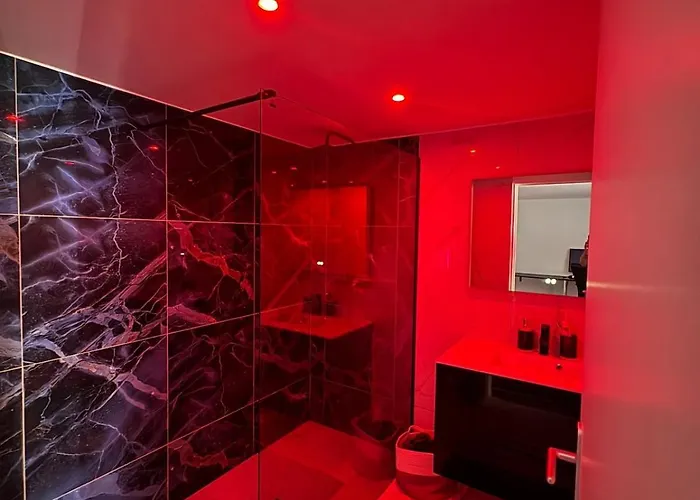 شقة Calme Et Design Avec Grand Jardin Proche Plages Et Pleins D'autres Surprise